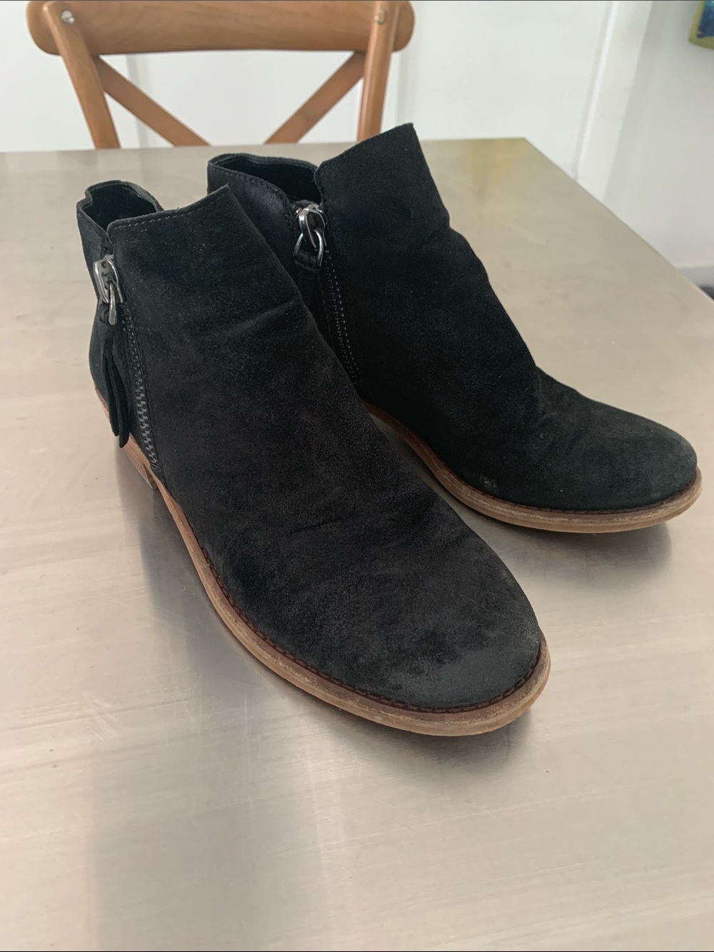 Gianni Bini Black Leather Double Zipper Booties - Size 8.5